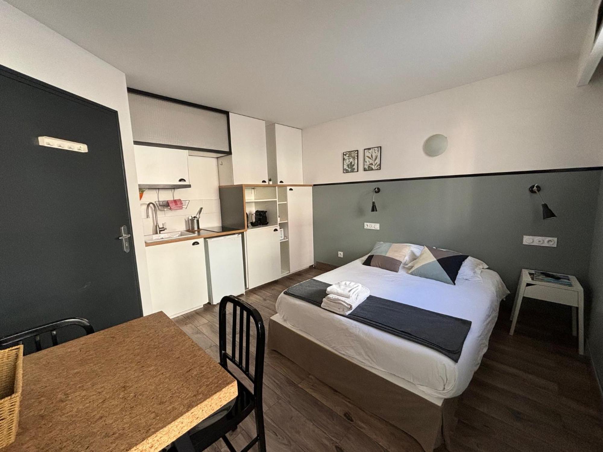 Casa Hotel Екс ан Прованс Екстериор снимка